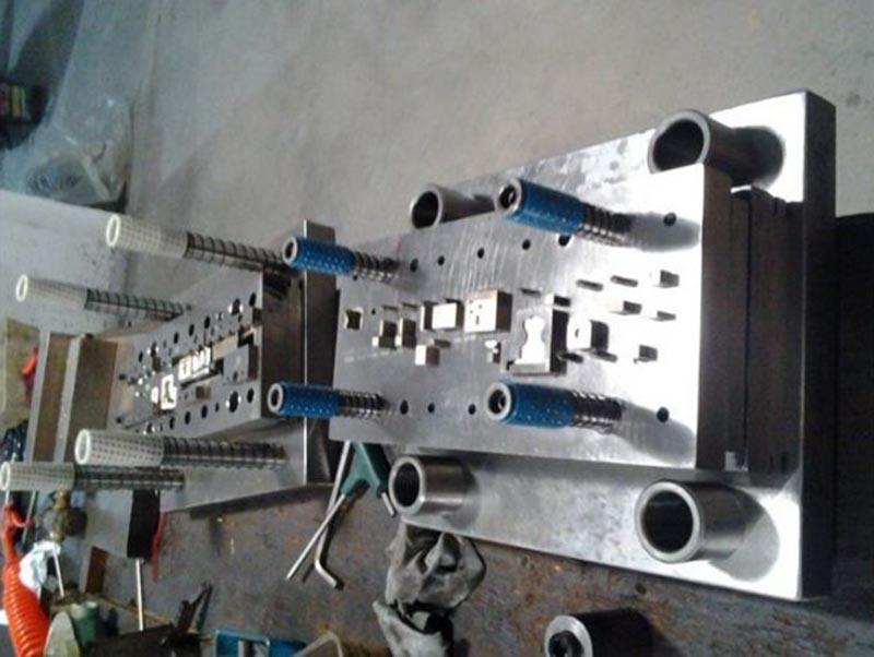 鄱阳模具制造-12